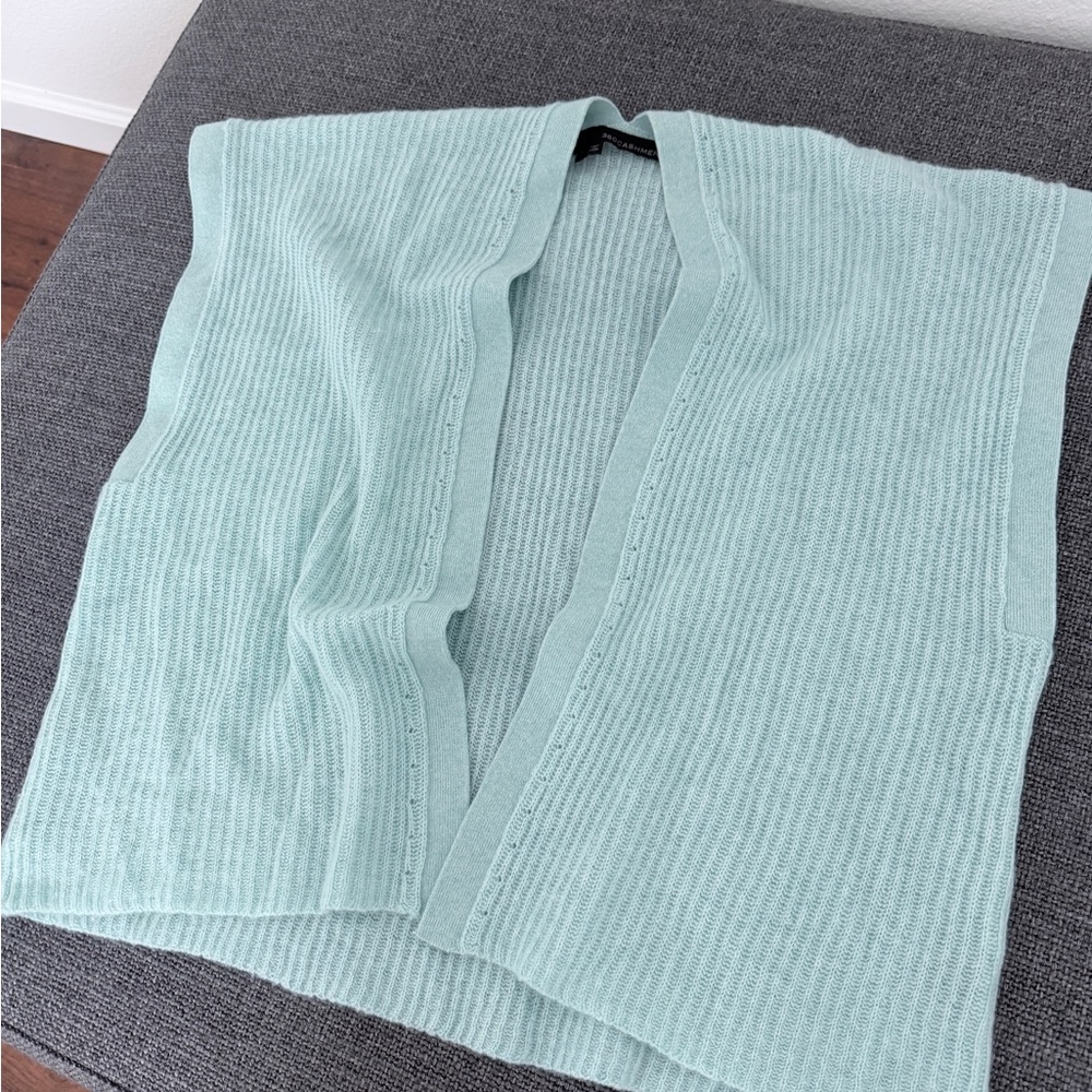 360 Cashmere Mint Sleeveless Cardigan